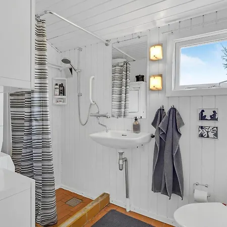 Nyaraló Two-bedroom With A Fireplace In Romo Rømø