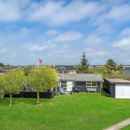 Nyaraló Two-bedroom With A Fireplace In Romo *